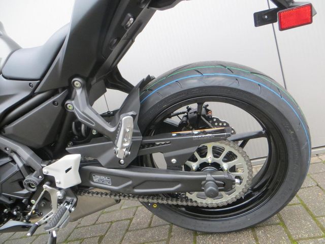 kawasaki - ninja-650-sport