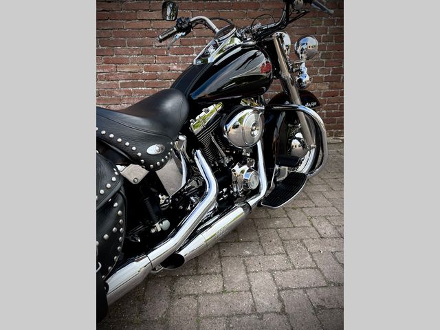 harley-davidson - heritage-softail-classic-flstc