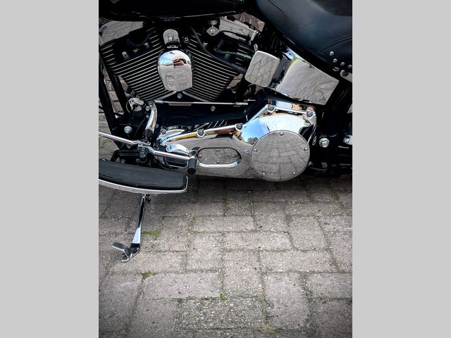 harley-davidson - heritage-softail-classic-flstc