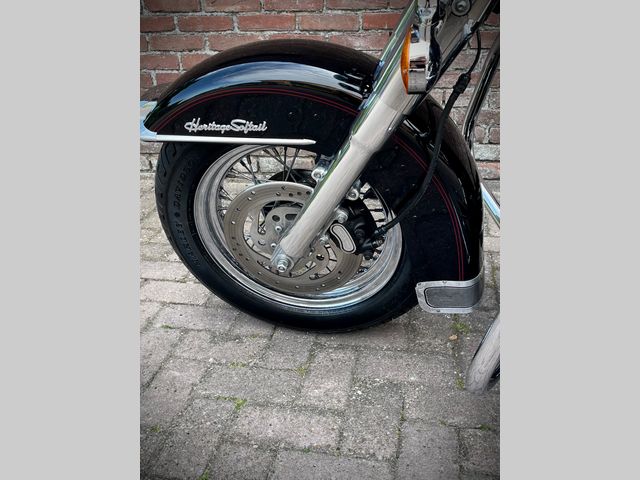 harley-davidson - heritage-softail-classic-flstc