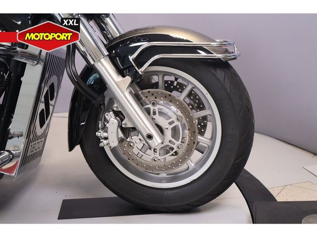 suzuki - c-1800-lc-intruder