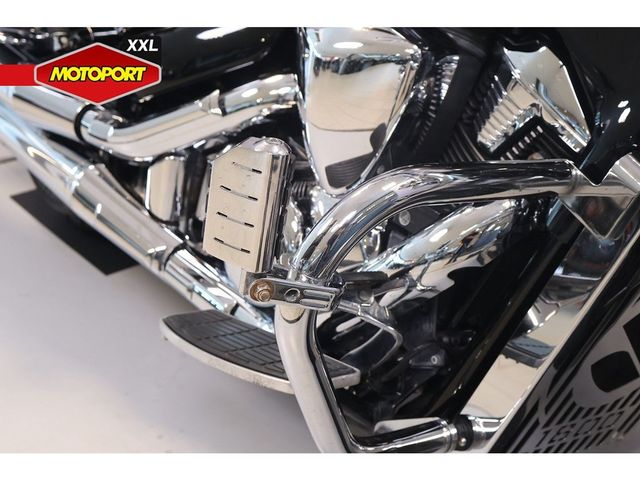 suzuki - c-1800-lc-intruder
