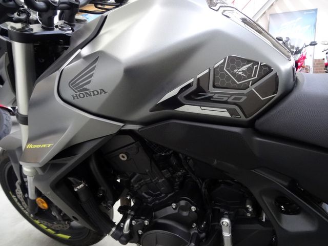 honda - cb-750-hornet