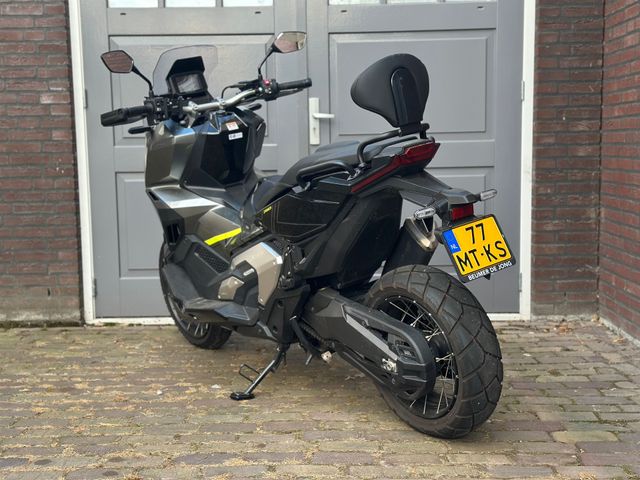 honda - x-adv