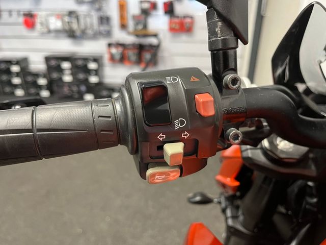 kawasaki - z1000-abs