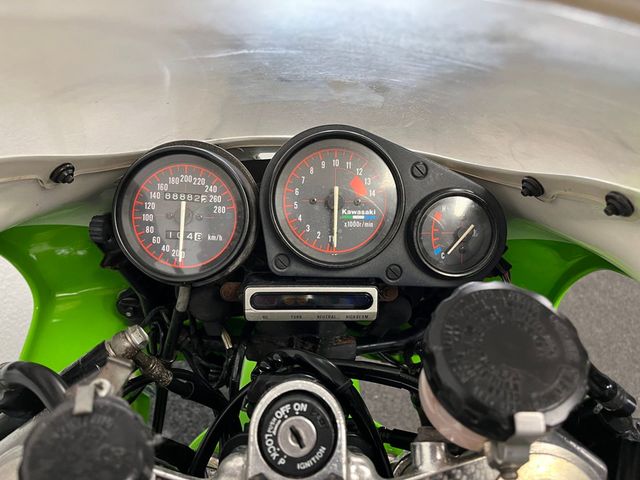 kawasaki - zxr-750