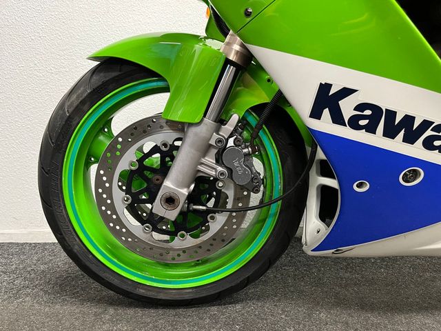 kawasaki - zxr-750