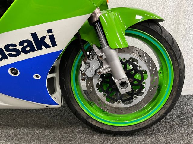 kawasaki - zxr-750