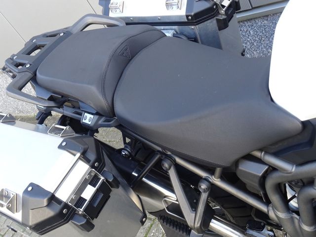 triumph - tiger-1200-xcx