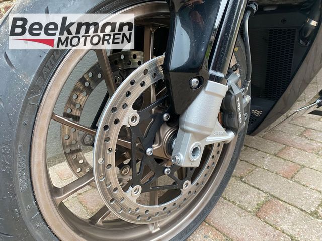 honda - vfr-800
