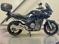 YAMAHA TDM 900