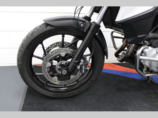 bmw - f-750-gs