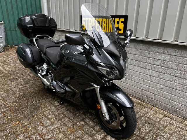 yamaha - fjr-1300