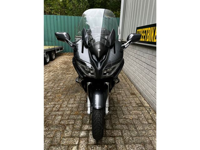 yamaha - fjr-1300