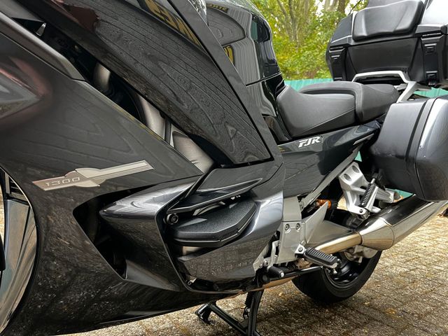 yamaha - fjr-1300