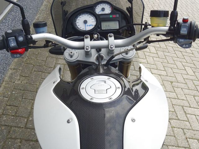 bmw - hp-2-megamoto