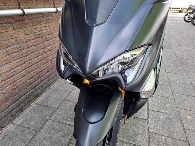 yamaha - xp-530-t-max-abs