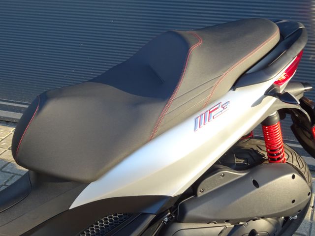piaggio - mp3-300-hpe-sport