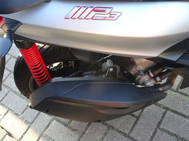 piaggio - mp3-300-hpe-sport