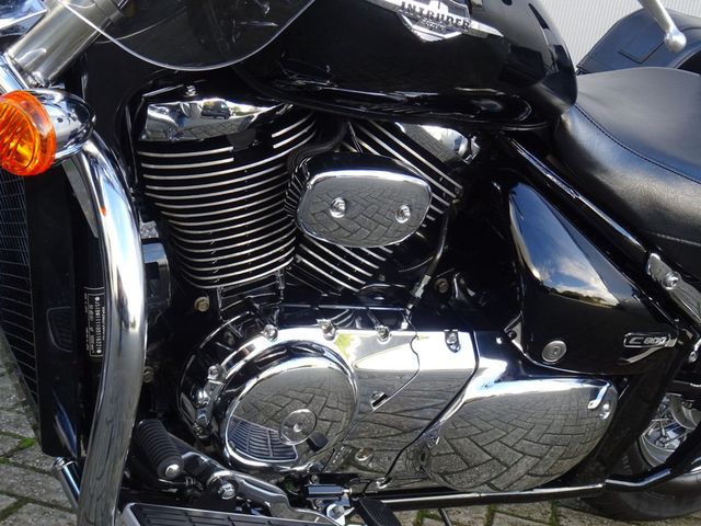 suzuki - c-800-intruder