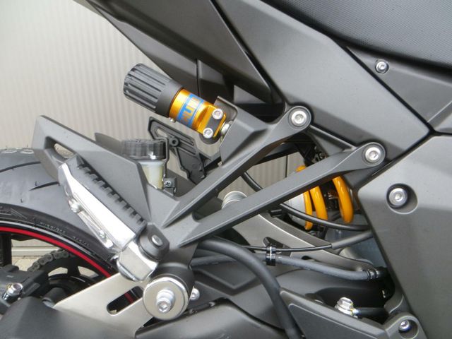 kawasaki - ninja-1100-sx