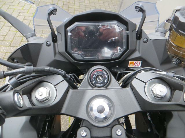 kawasaki - ninja-1100-sx