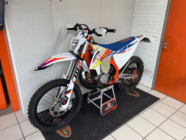 ktm - 250-exc-tpi-six-days