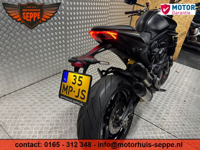 ducati - monster-plus