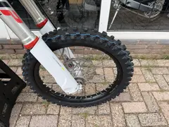 Husqvarna TC 250 2025 nieuw – foto 5 van 11