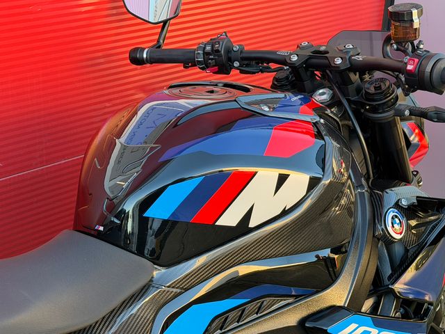 bmw - m-1000-r