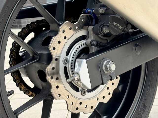 honda - cbr-500-r-abs