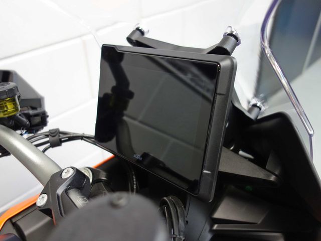 ktm - 1290-super-duke-gt