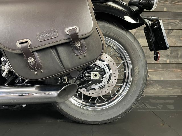 triumph - bonneville-speedmaster