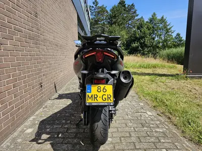 YAMAHA TMAX 560 – foto 4