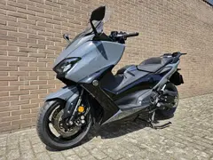 Yamaha T-MAX XP 560 A Tech max 2022 occasion – foto 11 van 14