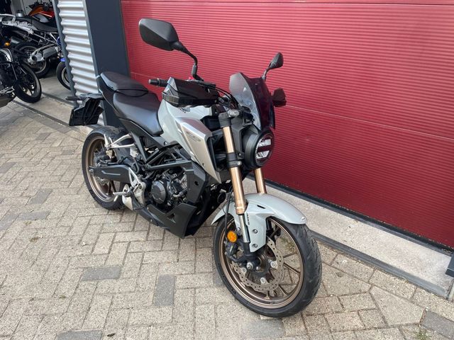 honda - cb-125-r