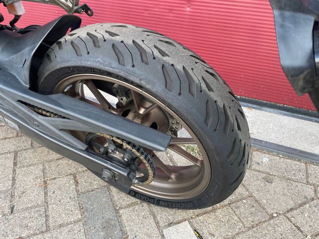 honda - cb-125-r