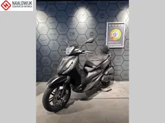 Piaggio NEW Beverly S 400 HPE 2022 occasion – foto 2 van 5
