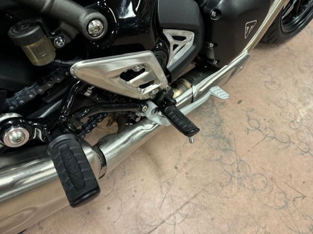triumph - speed-400