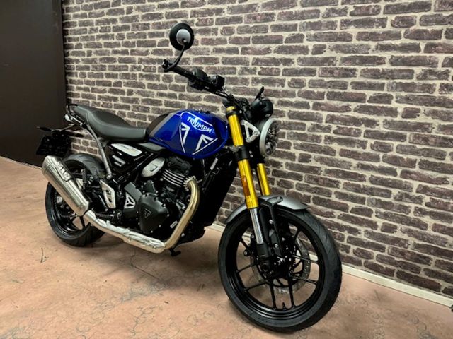 triumph - speed-400