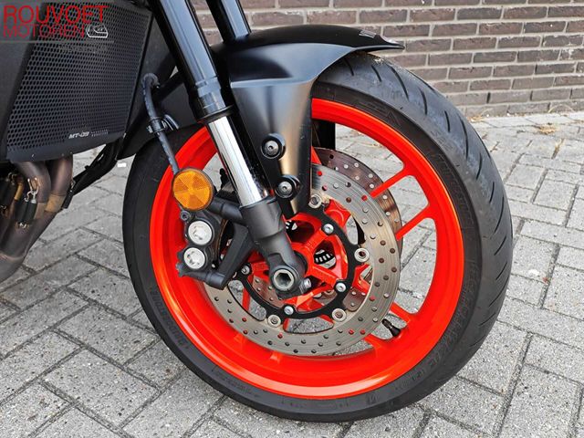 yamaha - mt-09-abs