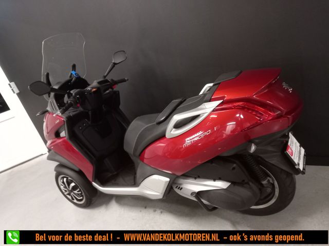 peugeot - metropolis-400