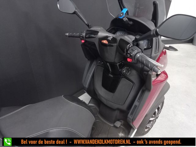 peugeot - metropolis-400