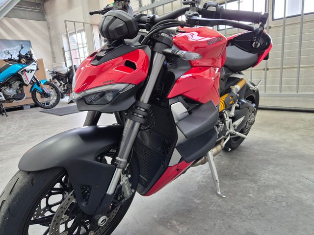 ducati - streetfighter-v2