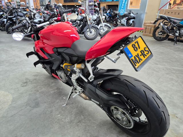 ducati - streetfighter-v2