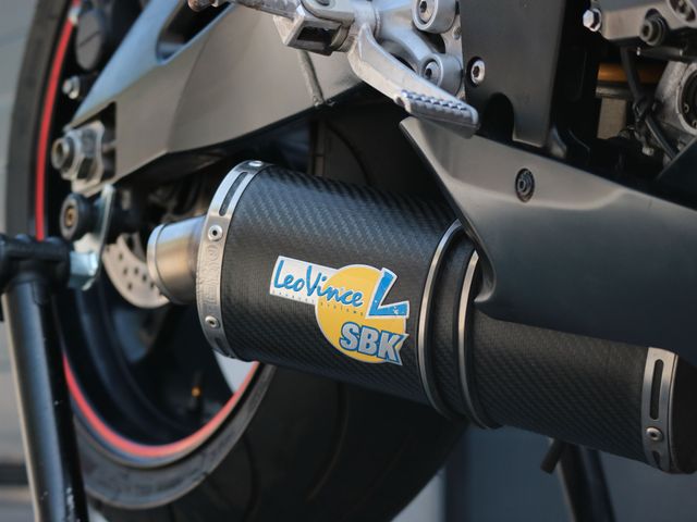 suzuki - gsx-r-750