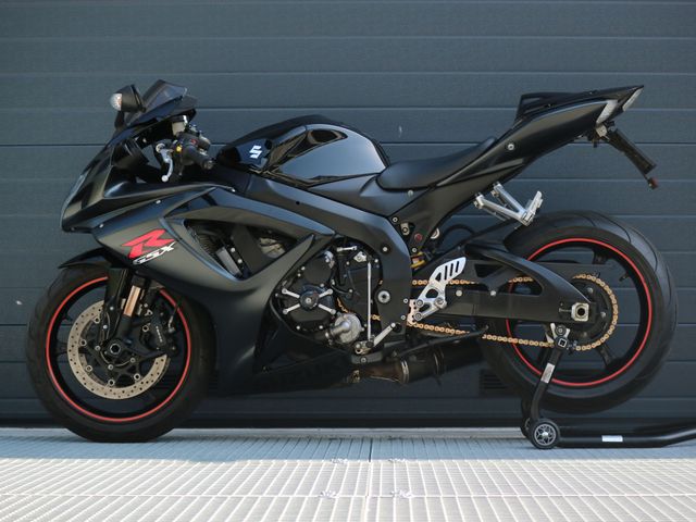 suzuki - gsx-r-750