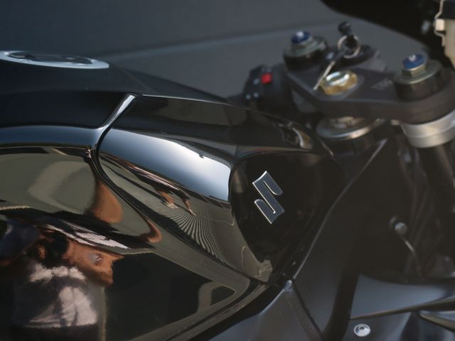 suzuki - gsx-r-750