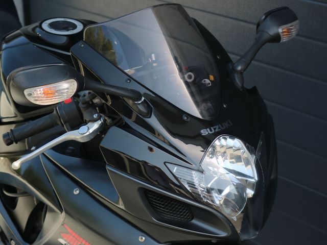 suzuki - gsx-r-750