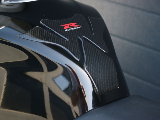 suzuki - gsx-r-750
